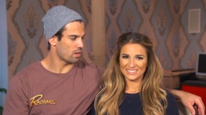 It’s Rachael Ray's annual Super Bowl Recipe Playoff! And this time, it’s a “Couples Edition!” Football star Eric Decker and his wife, Jessie James Decker, are cooking up their best game day dish!